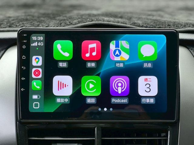 經典版僅跑2萬~倒車顯影+Carplay/電動後視鏡/鋁圈 應有盡有!車真的超美 下雨天代步接送小孩都方便  第8張相片