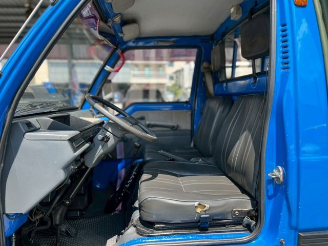 4輪傳動 | 便宜小貨車 | 賺錢好幫手 | 車子有定期在保養 | 1.2的稅金  第9張相片