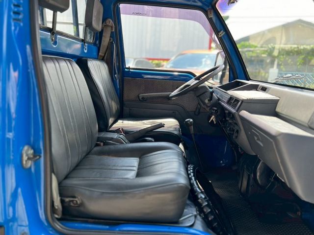 4輪傳動 | 便宜小貨車 | 賺錢好幫手 | 車子有定期在保養 | 1.2的稅金  第10張相片