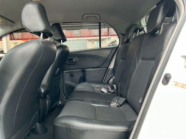 低里程小車 | 剛做完保養就賣掉 | 倒車顯影+雷達 |  第14張相片