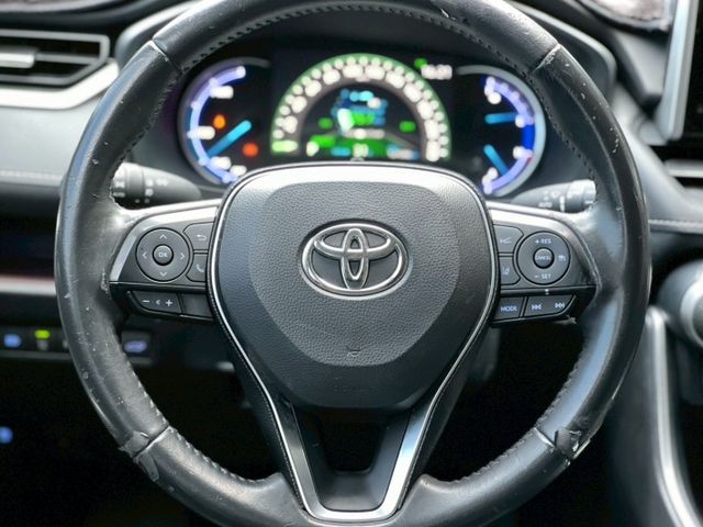 一手車 | 油電旗艦版  環景 | ACC跟車系統 | 車道偏移系統 | 安全配備齊全  第10張相片