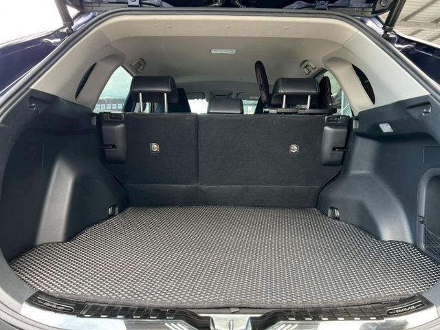 一手車 | 油電旗艦版  環景 | ACC跟車系統 | 車道偏移系統 | 安全配備齊全  第19張相片