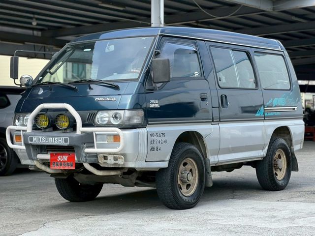 手排四輪傳動｜柴油2.5L得利卡｜露營或戶外活動最適合｜現在越來越稀有｜車況來源透明  第1張相片