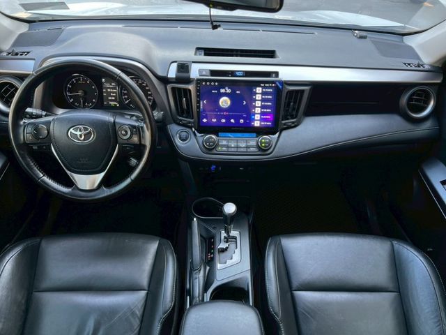 RAV4 2.0L 尊爵版｜里程只跑7.8萬公里｜原廠保養車況超美｜【主駕電動椅】【定速】【車道偏移警示】  第4張相片