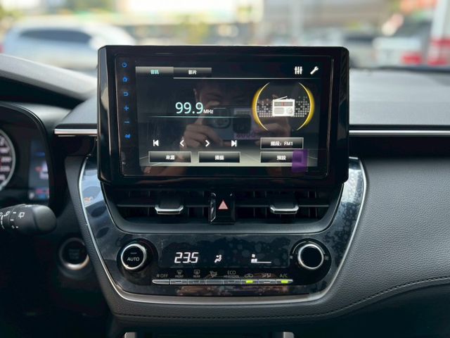 CROSS豪華版｜輪胎９成新 原廠保養｜【ACC跟車系統】【倒車顯影】【恆溫空調】  第7張相片