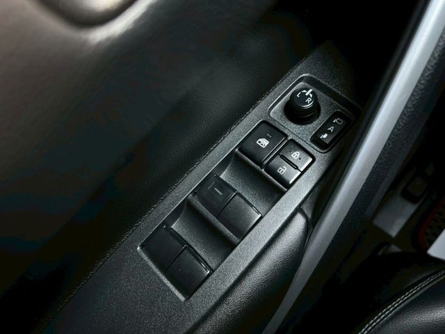 CROSS豪華版｜輪胎９成新 原廠保養｜【ACC跟車系統】【倒車顯影】【恆溫空調】  第9張相片