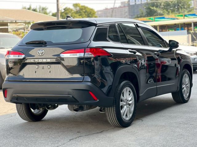 CROSS豪華版｜輪胎９成新 原廠保養｜【ACC跟車系統】【倒車顯影】【恆溫空調】  第11張相片