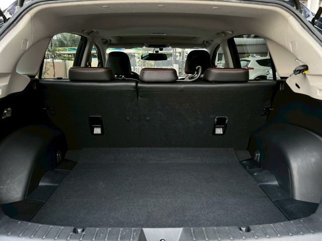 一手車XV 2.0 i-S版｜AWD全輪驅動更有力｜里程保證只跑５萬多公里｜【倒車顯影】【電動座椅】【定速】  第18張相片