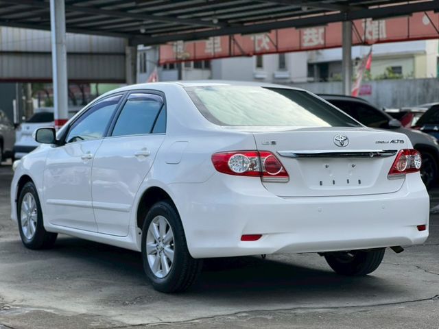 ALTIS 1.8 E｜里程只跑１３萬公里｜高CP值代步車 正常保養一車傳三代｜練車或通勤最佳選擇｜【定速】【倒車雷達】  第6張相片