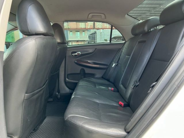 ALTIS 1.8 E｜里程只跑１３萬公里｜高CP值代步車 正常保養一車傳三代｜練車或通勤最佳選擇｜【定速】【倒車雷達】  第16張相片