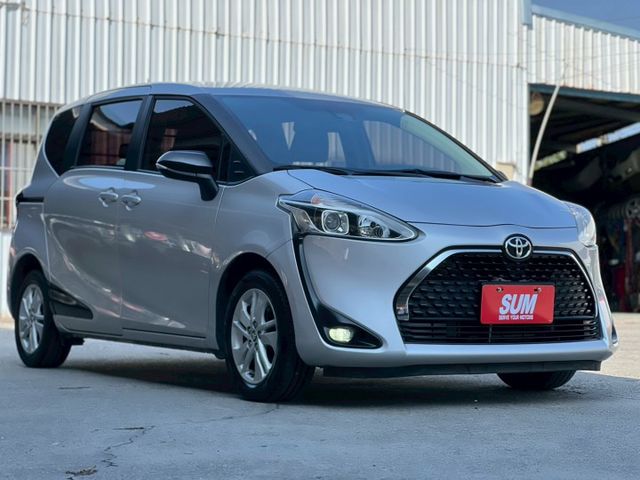 5人座豪華版｜露營或家庭用車空間都很夠｜安全配備齊全｜【倒車顯影】【車道偏移警示】  第3張相片