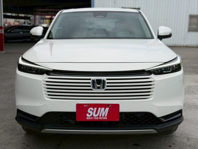 2025年e：HEV Prestige｜還在原廠保固中｜新車價95.9萬 現省十幾萬｜【電動座椅】【電尾門】【盲點偵測】  第2張相片