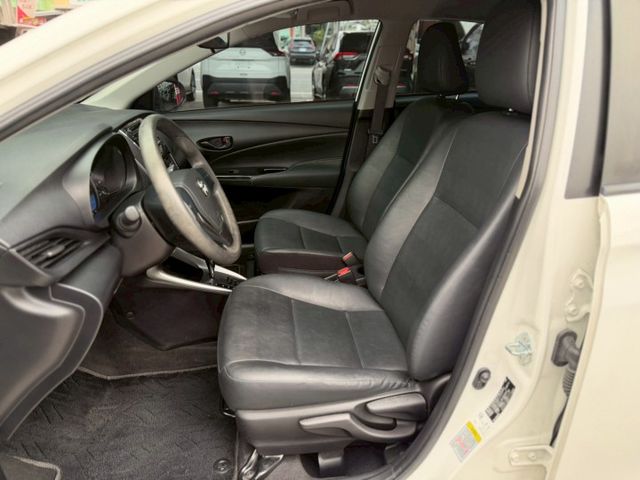 Vios 1.5L 雅緻版｜輪胎2025年剛換 還有九成新｜車子去年七月剛保養 車況維持很好  第13張相片