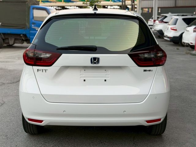 Honda Fit e：HEV油電版｜內裝外觀都媲美新車｜里程保證！｜【ACC跟車系統】【AEB緊急煞車】【電子手煞車】  第5張相片