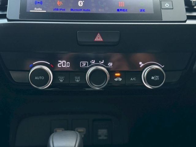 Honda Fit e：HEV油電版｜內裝外觀都媲美新車｜里程保證！｜【ACC跟車系統】【AEB緊急煞車】【電子手煞車】  第11張相片