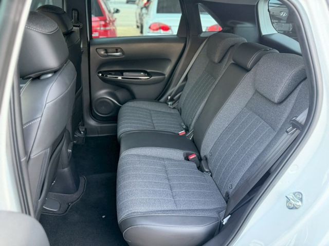 Honda Fit e：HEV油電版｜內裝外觀都媲美新車｜里程保證！｜【ACC跟車系統】【AEB緊急煞車】【電子手煞車】  第15張相片