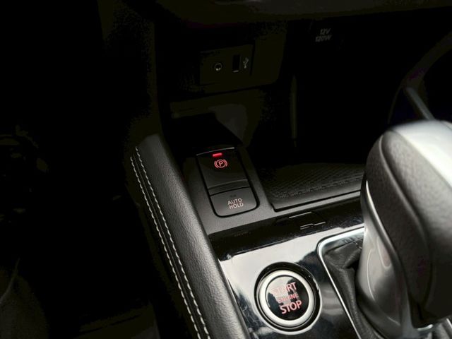 汽油旗艦版｜里程漂亮 車況漂亮｜配備齊全 不用烤漆就很美｜【360度環景】【盲點偵測】  第14張相片