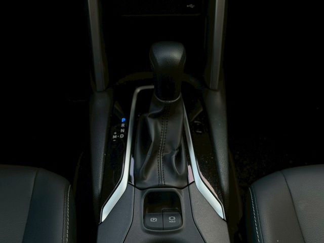 CROSS汽油尊爵版｜12.3吋全彩儀表 原廠保養｜【盲點偵測】【360度環景】【無線CARPLAY】  第13張相片