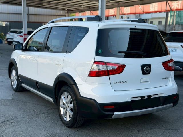 1.6L行家皮椅版｜便宜代步車 空間很大 接送小孩方便 ｜輪胎還有八成新｜【車頂行李架】【胎壓偵測】  第6張相片