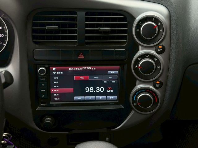 【整備中】25年2月出廠｜六人座雙廂自排｜4/22剛換四顆新輪胎｜加裝升降尾門 載貨更方便  第9張相片