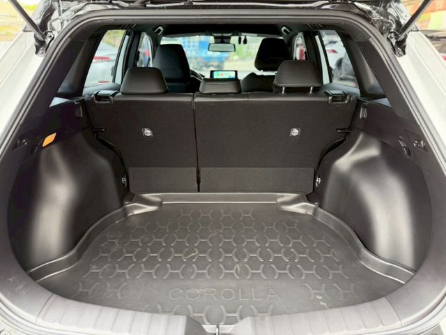 25年五月出廠GR油電版｜已經回原廠保養過 里程只跑6千多公里｜【盲點偵測】【360度環景】【無線Carplay】  第18張相片