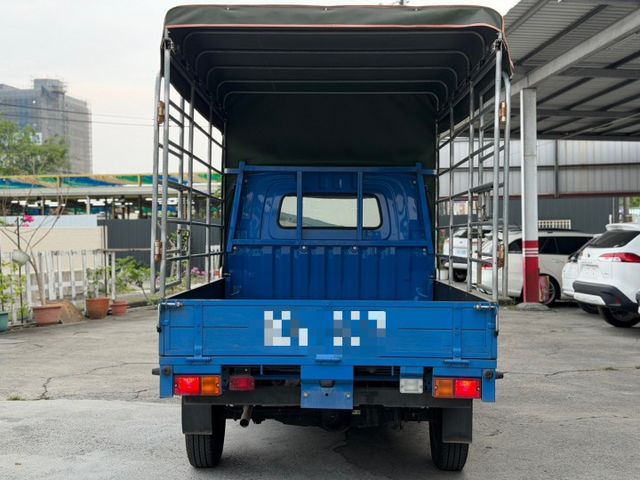 篷式手排｜加裝行車紀錄器 且有在定期保養｜前身是用來載輪胎的  第5張相片