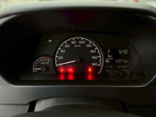 篷式手排｜加裝行車紀錄器 且有在定期保養｜前身是用來載輪胎的  第8張相片