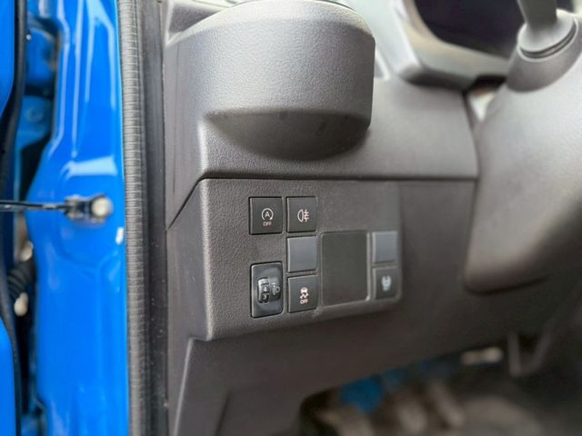 篷式手排｜加裝行車紀錄器 且有在定期保養｜前身是用來載輪胎的  第12張相片