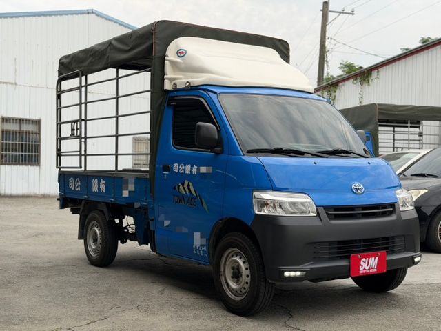 篷式手排｜加裝行車紀錄器 且有在定期保養｜前身是用來載輪胎的  第3張相片