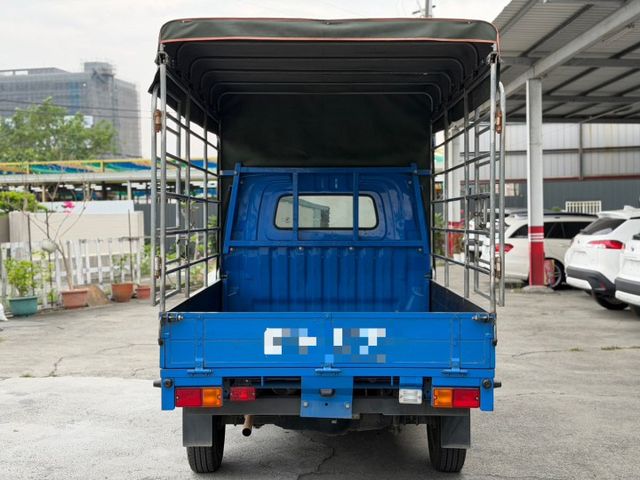 篷式手排｜加裝行車紀錄器 且有在定期保養｜前身是用來載輪胎的  第5張相片