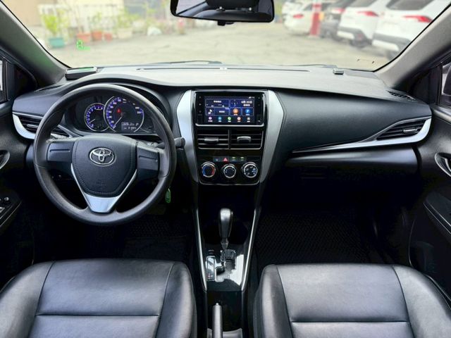 YARIS  第7張相片