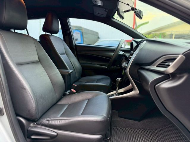 YARIS  第17張相片