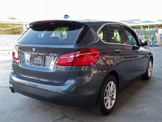 原廠漆稀有一手BMW 218i/跑6.9萬多里程/定速系統/渦輪增壓/I-KEY/導航/倒車顯影/LED頭燈/車道偏移  第2張相片