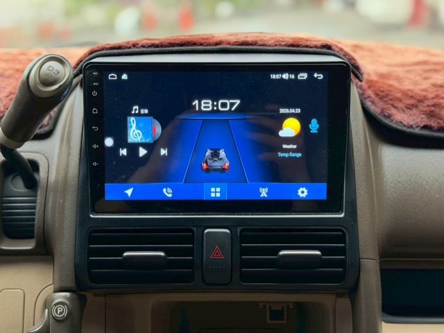 真心推薦評價代步休旅｜車況保養得很好 不管內裝還是外觀 前車主都很用心顧｜內裝皮椅漂亮 車子怠速也不會抖動  第10張相片