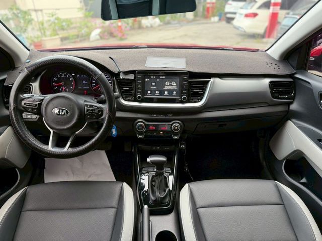 1.4L時尚版｜原廠保養 小排氣量 稅金便宜｜【盲點偵測】【倒車顯影】【車頂行李架】【恆溫空調】  第7張相片
