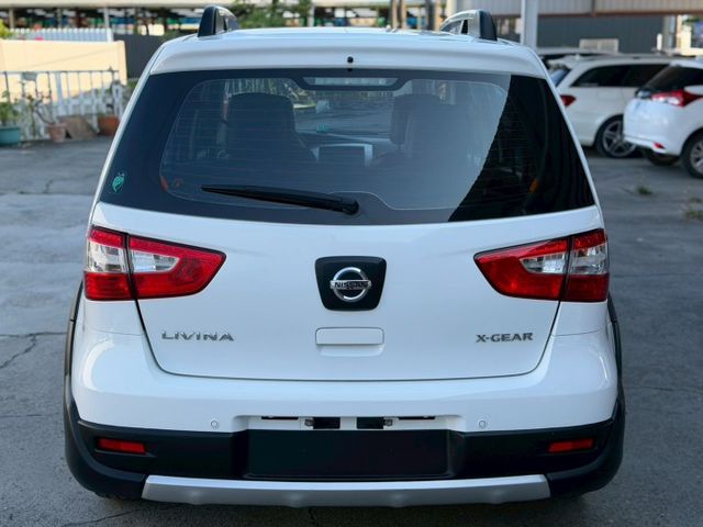 1.6L行家皮椅版｜便宜代步車 空間很大 接送小孩方便 ｜輪胎還有八成新｜【車頂行李架】【胎壓偵測】  第5張相片