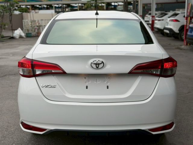 Vios 1.5L 雅緻版｜輪胎2025年剛換 還有九成新｜車子去年七月剛保養 車況維持很好  第5張相片