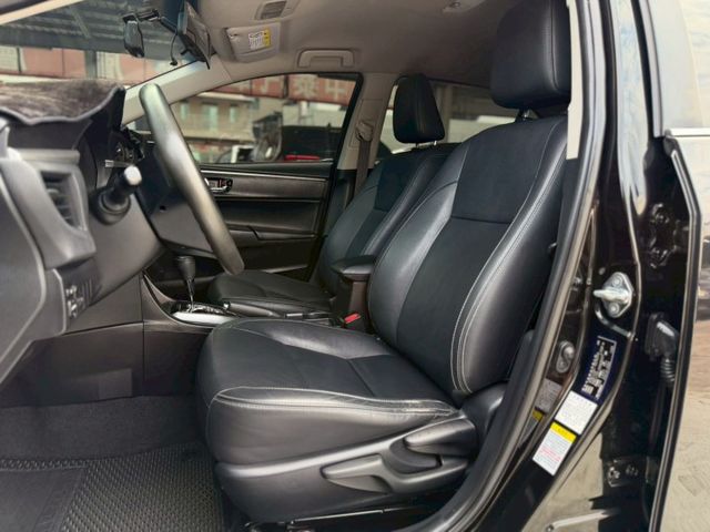 1.8L經典版ALTIS｜大燈維持漂亮｜加裝安卓機｜【倒車顯影】【定速】【電動後視鏡】  第17張相片