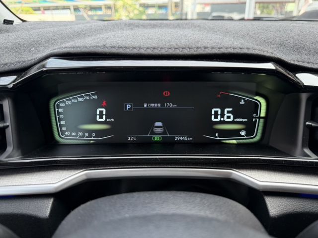 Custin GLT-B VIP原廠保養、保固｜只跑２萬多公里 保養紀錄清楚透明｜【電尾門】【後座電動椅】  第8張相片
