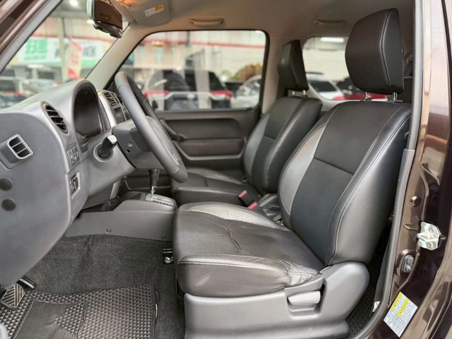 一手JIMNY 四輪傳動 漂亮好車｜里程有保障 車況維持很好  第15張相片