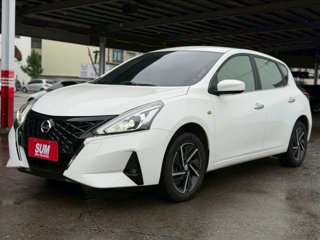 一手車TIIDA J版｜時尚外型 內裝乾淨外觀漂亮｜【盲點偵測】【抬頭顯示器】【倒車顯影】  第1張相片