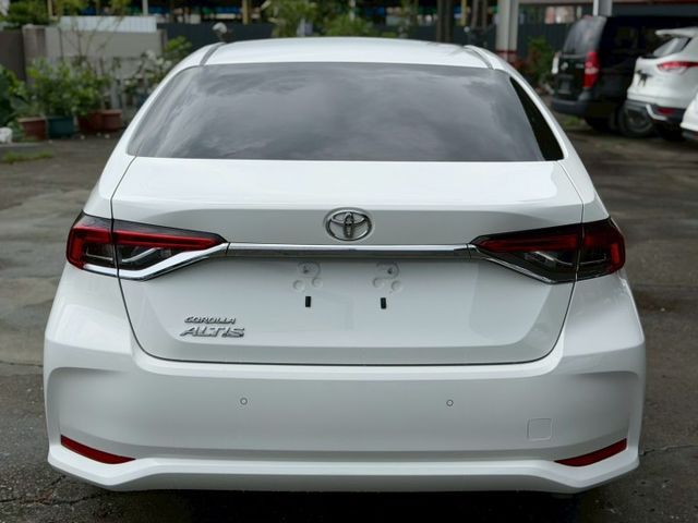 ALTIS 汽油豪華版｜經典代步好車 保養簡單便宜｜安全配備齊全 【ACC跟車系統】【AEB自動緊急煞車】【胎壓偵測】  第6張相片