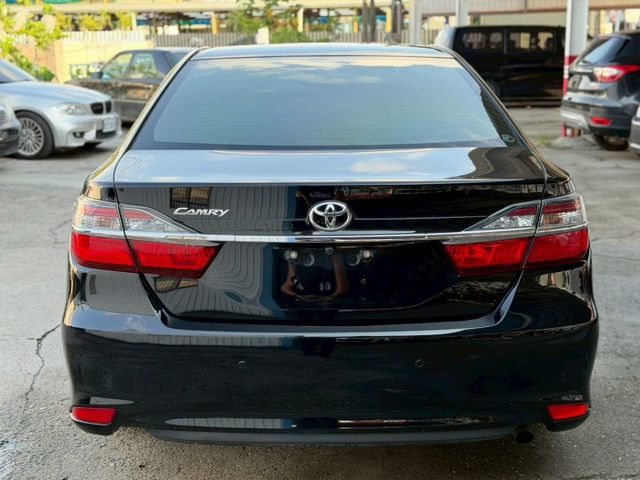 CAMRY 2.0雅緻版｜經典代步房車 空間寬敞｜原廠保養 輪胎也有在顧｜【胎壓偵測】【分區溫控】【倒車雷達】  第6張相片