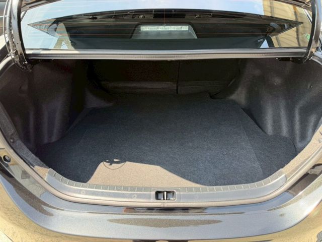ALTIS 1.8雅緻版｜平價代步車 學生、上班族通勤好車｜保養便宜 稅金便宜｜【定速】【倒車雷達】  第18張相片