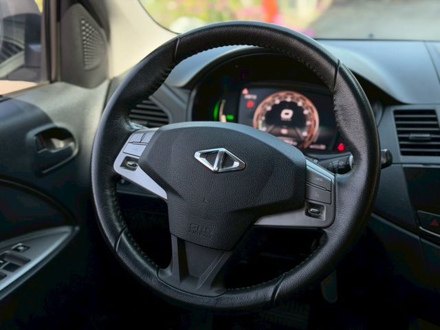 2.4LZINGER 精緻型｜原版件 車況絕佳｜里程只跑６萬多公里 里程保證｜  第9張相片