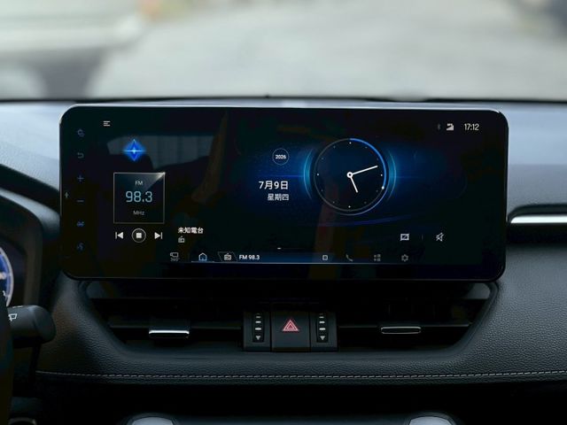 【整備中~賞車請預約】一手車25年式RAV4旗艦版｜新車價117萬 目前里程1.8萬有保證｜現買現省喔～  第9張相片