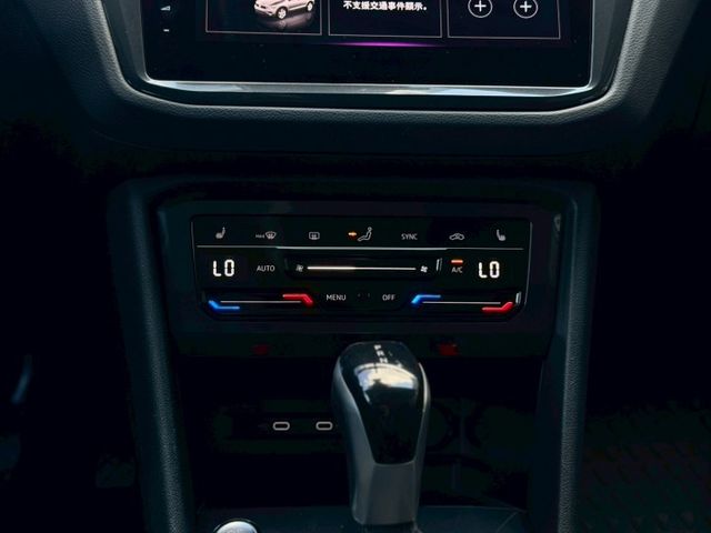 2023年一手車Tiguan 280 TSI Elegance｜原廠保養 車況良好｜【360度環景】【分區溫控】  第12張相片