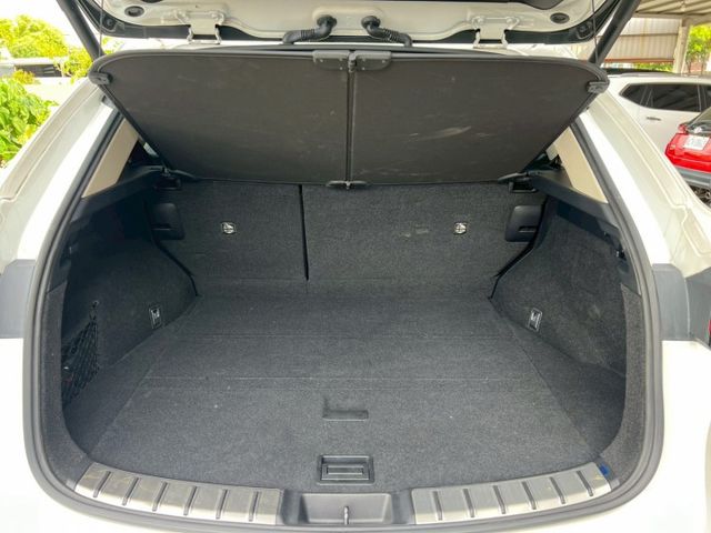 一手好車NX200 豪華版+升級精裝特仕｜出廠資料齊全 車況來源透明｜【雙前電動椅】【分區溫控】【腳踢尾門】  第17張相片