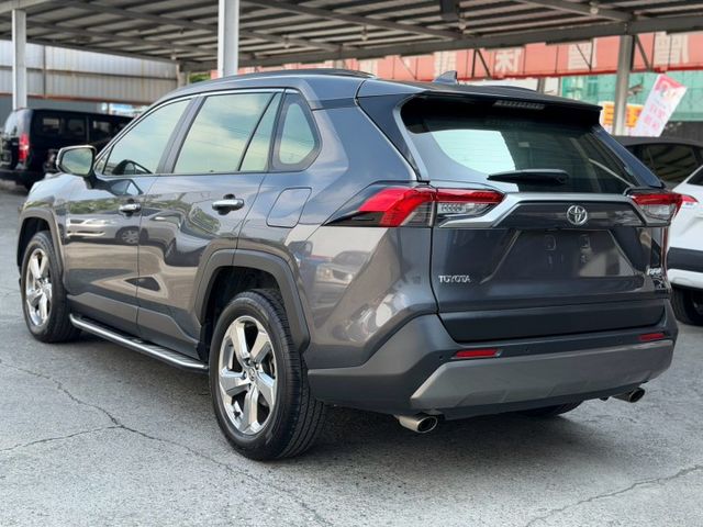 RAV4 2.0 旗艦版 20年領牌｜車輛配備齊全 車況維持良好｜【360度環景】【盲點偵測】【雙區溫控】【電尾門】  第7張相片