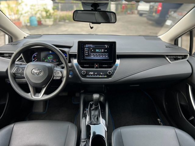 ALTIS 1.8油電尊爵版｜里程只跑4.3萬公里 定期保養｜【盲點偵測】【ACC跟車系統】【i-key】  第8張相片